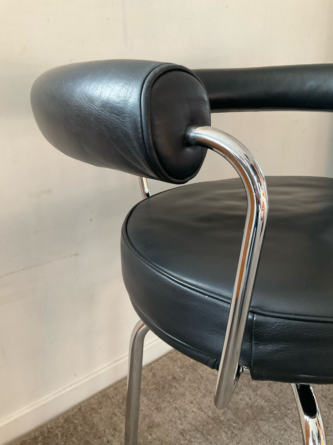 Swivel armchair of the 70
