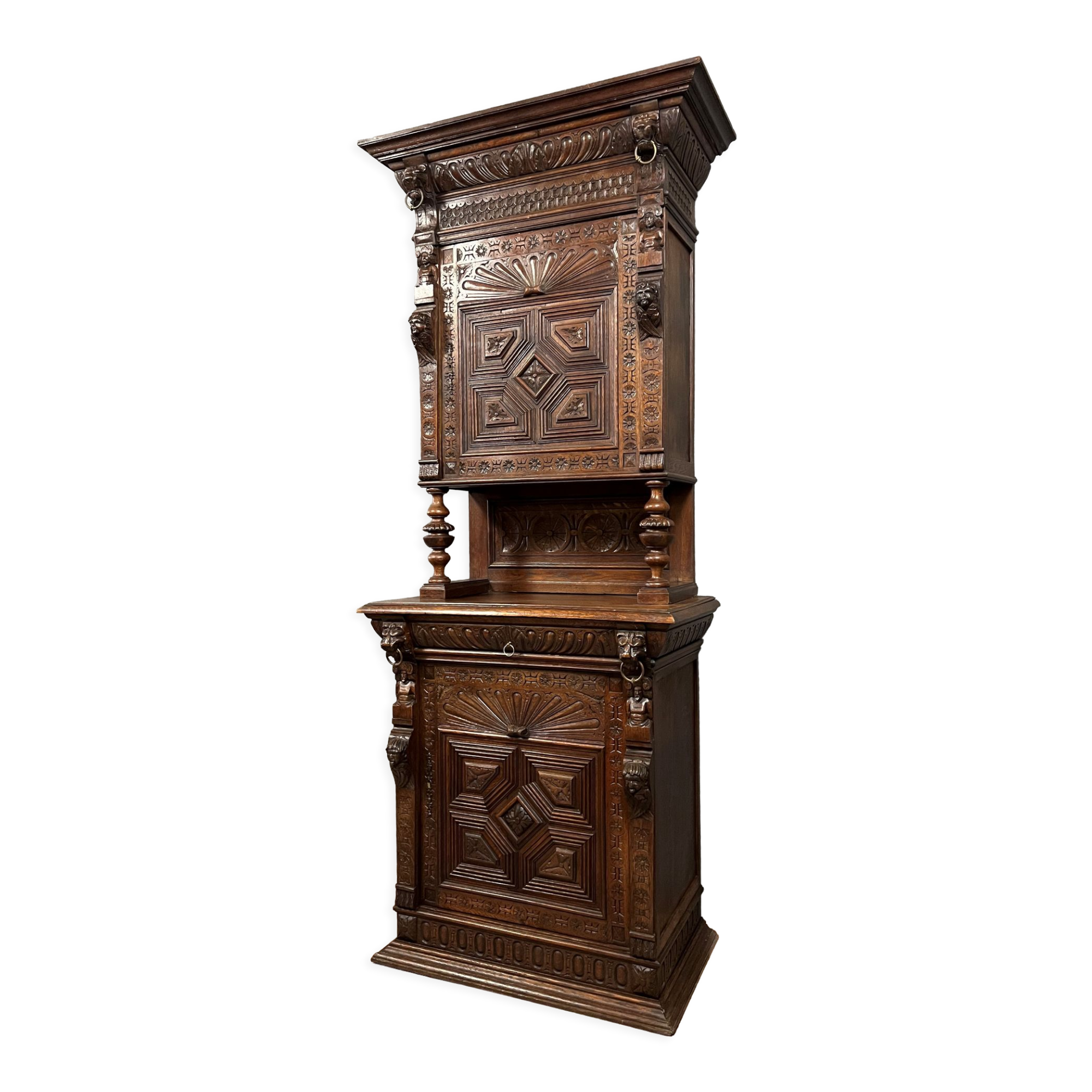 Renaissance cabinet in oak with brown patina circa 1850