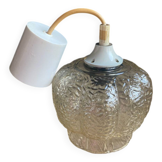 melon shaped globe suspension