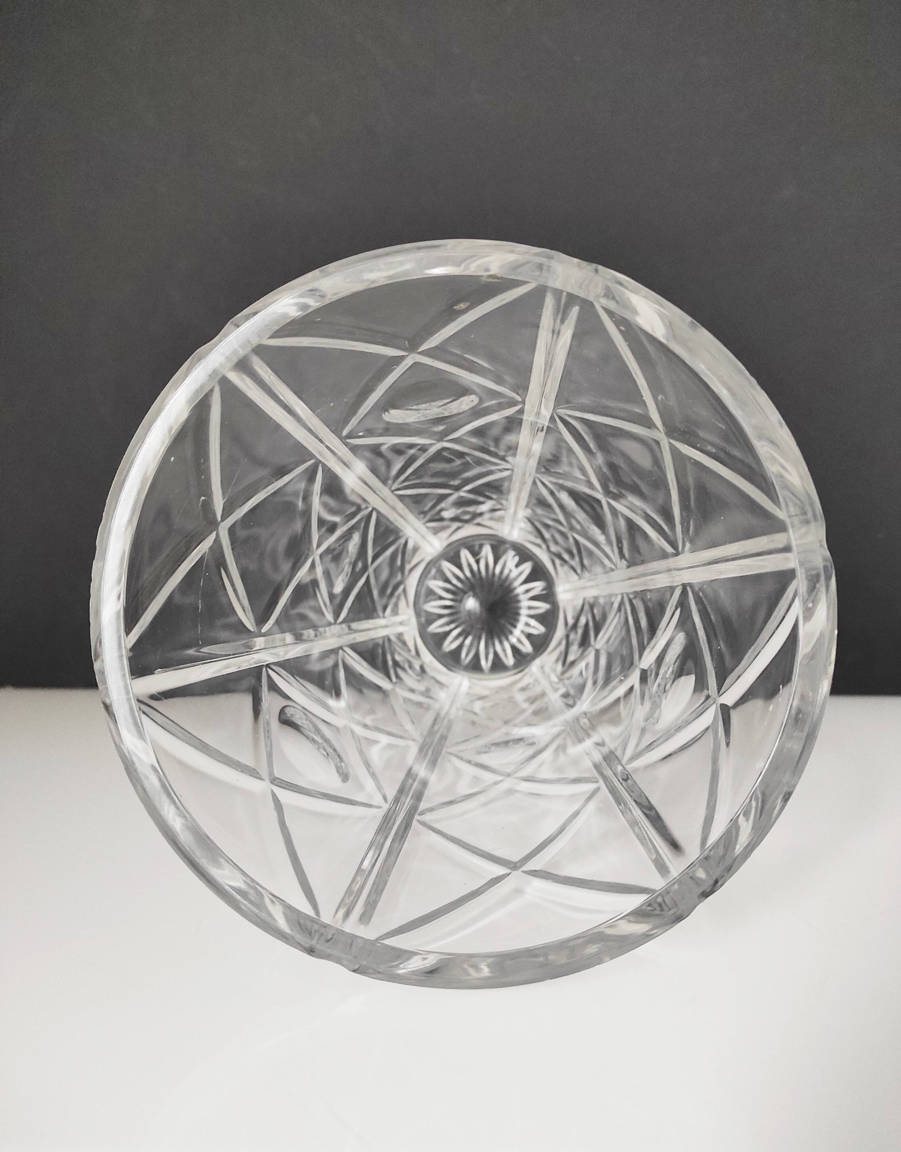 Crystal vase with lozenge decoration, 25.5 cm