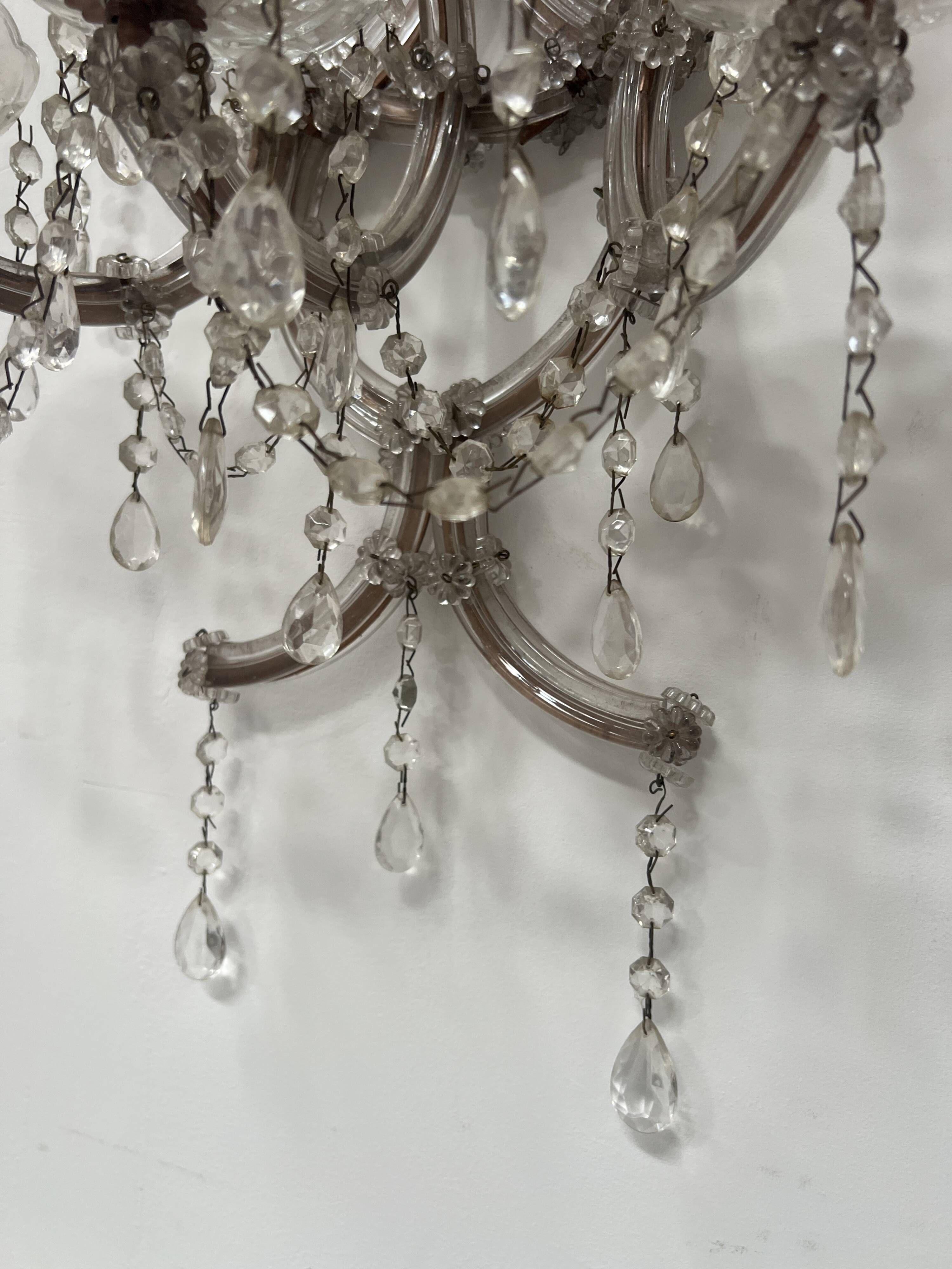 Pair of "Marie Thérèse" wall lights Brass frame glass and pendants 20th century