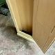 Standing man, cabinet with 1 door, 3 shelves in beige wood