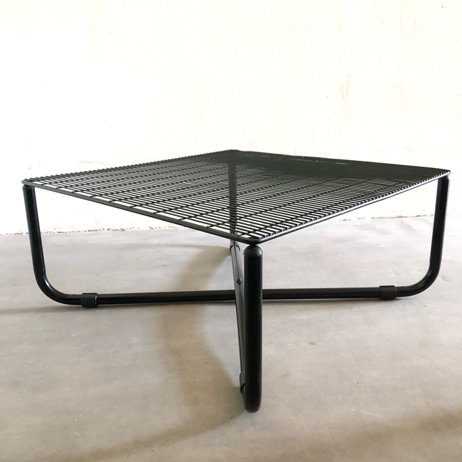 Table basse vintage Ikea Jarpen par Niels Gammelgaard