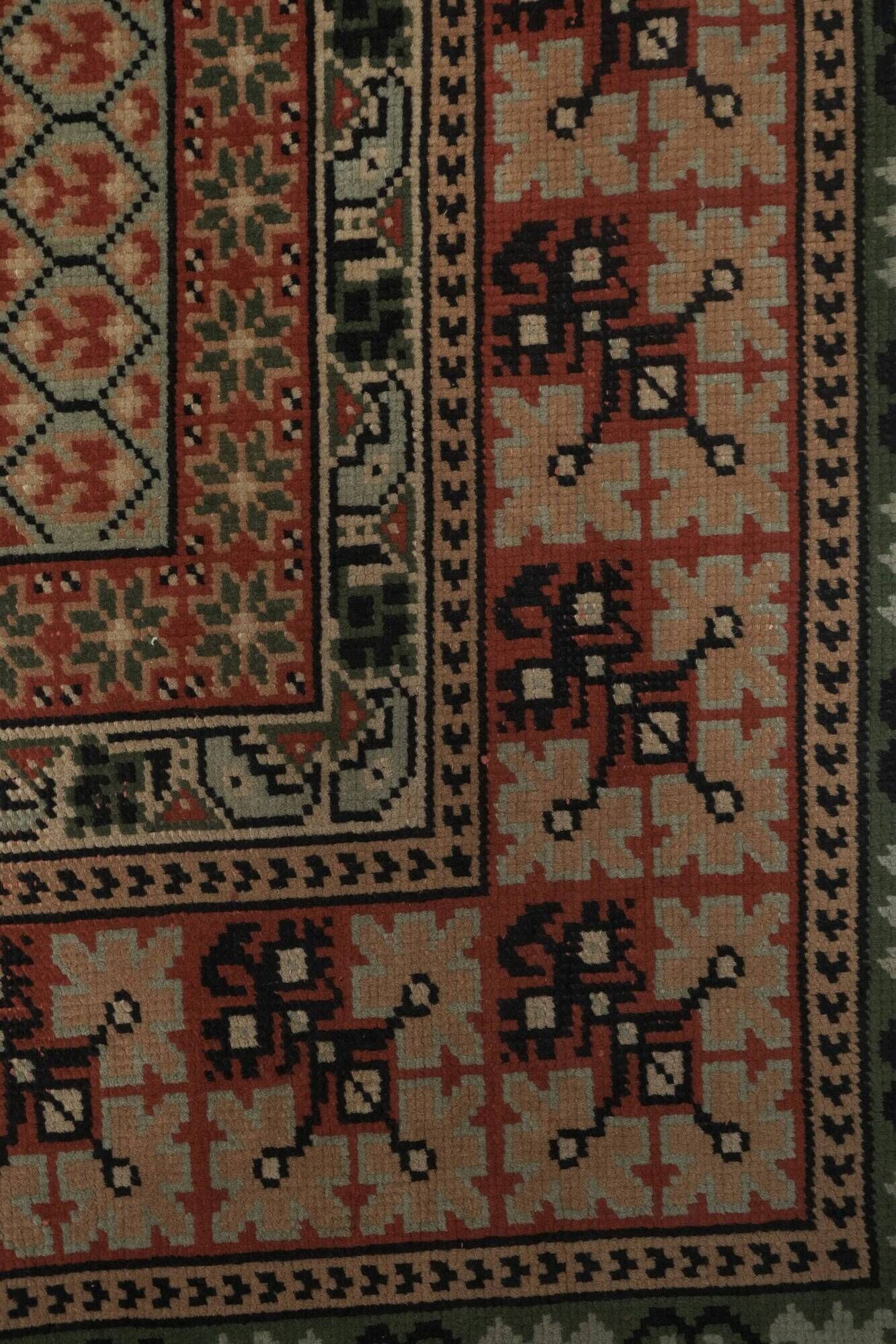 Vintage Turkish rug handmade 188x280 cm