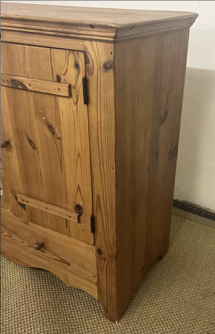 Vintage solid pitch pine chest of drawers