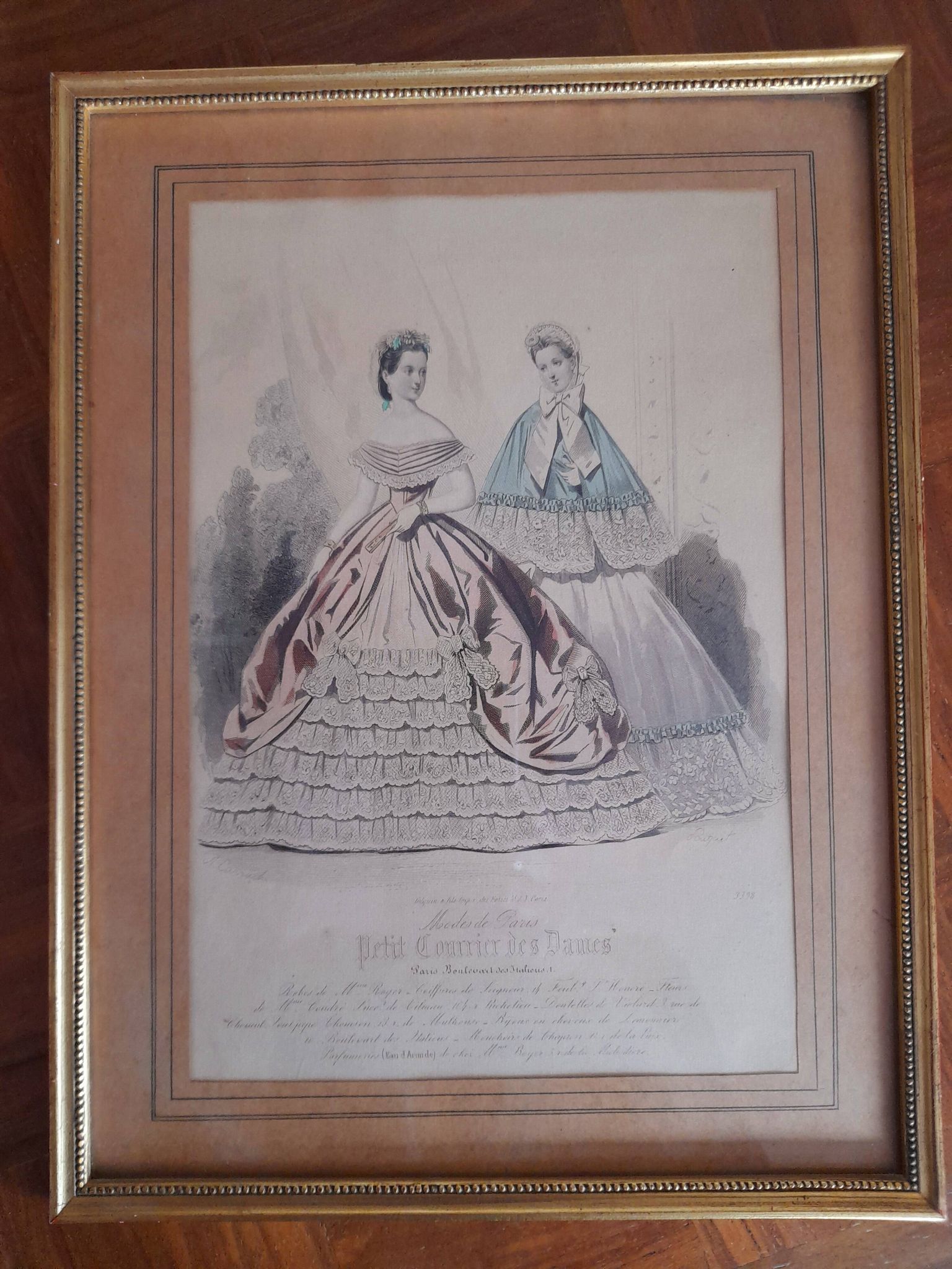 Set of 2 golden frames old engraving "Petit courier des Dames" "journal des Demoiselles"
