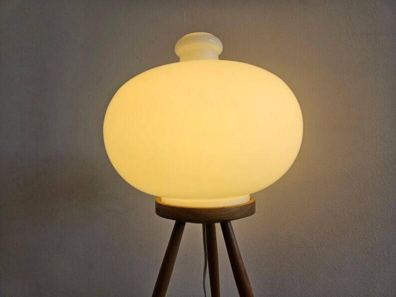 Lampe trépied de sol très rare ULUV des années 1960