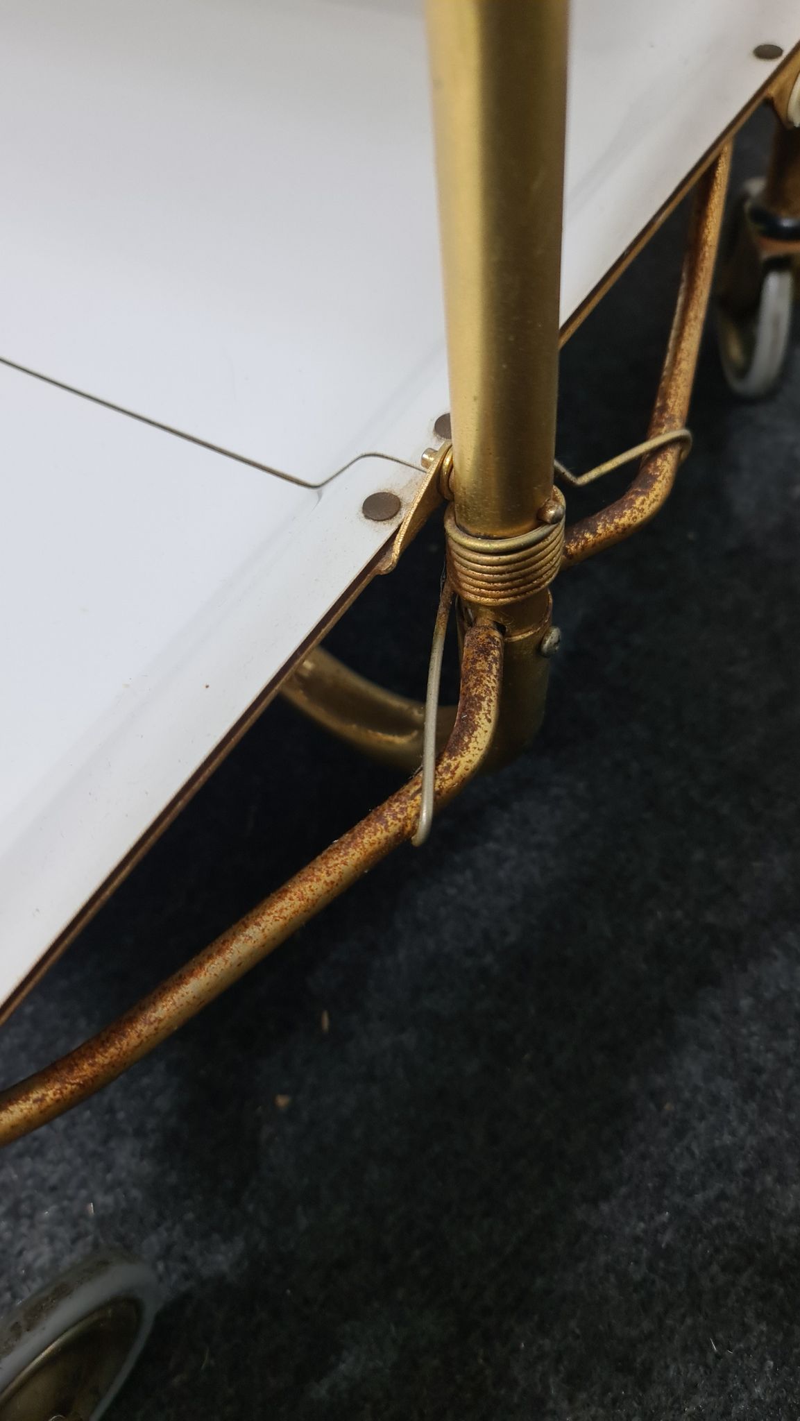Chariot Dinett vintage en blanc
