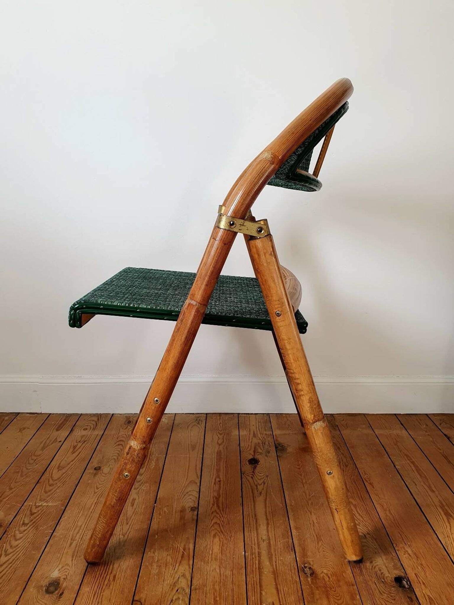 Paire de chaises de bistrot pliantes en rotin