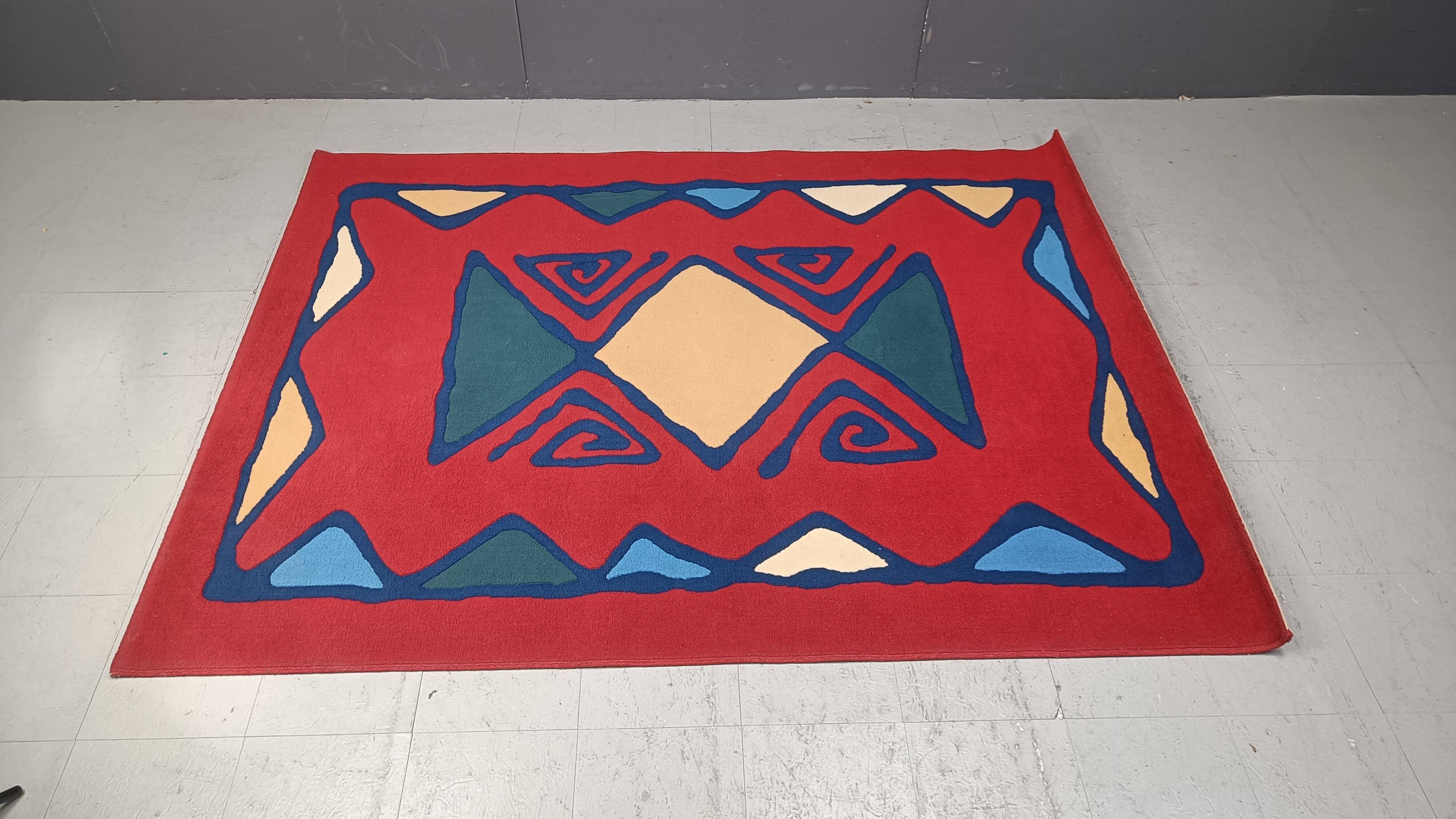 Grand tapis noué à la main, années 1980