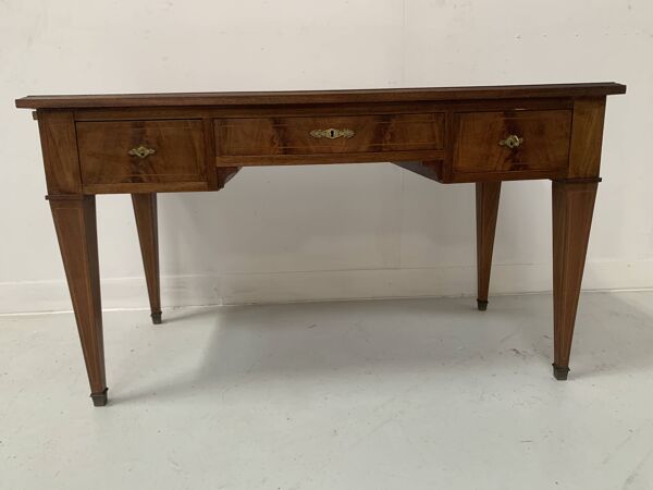 Bureau de style Directoire en acajou et placage XX siècle