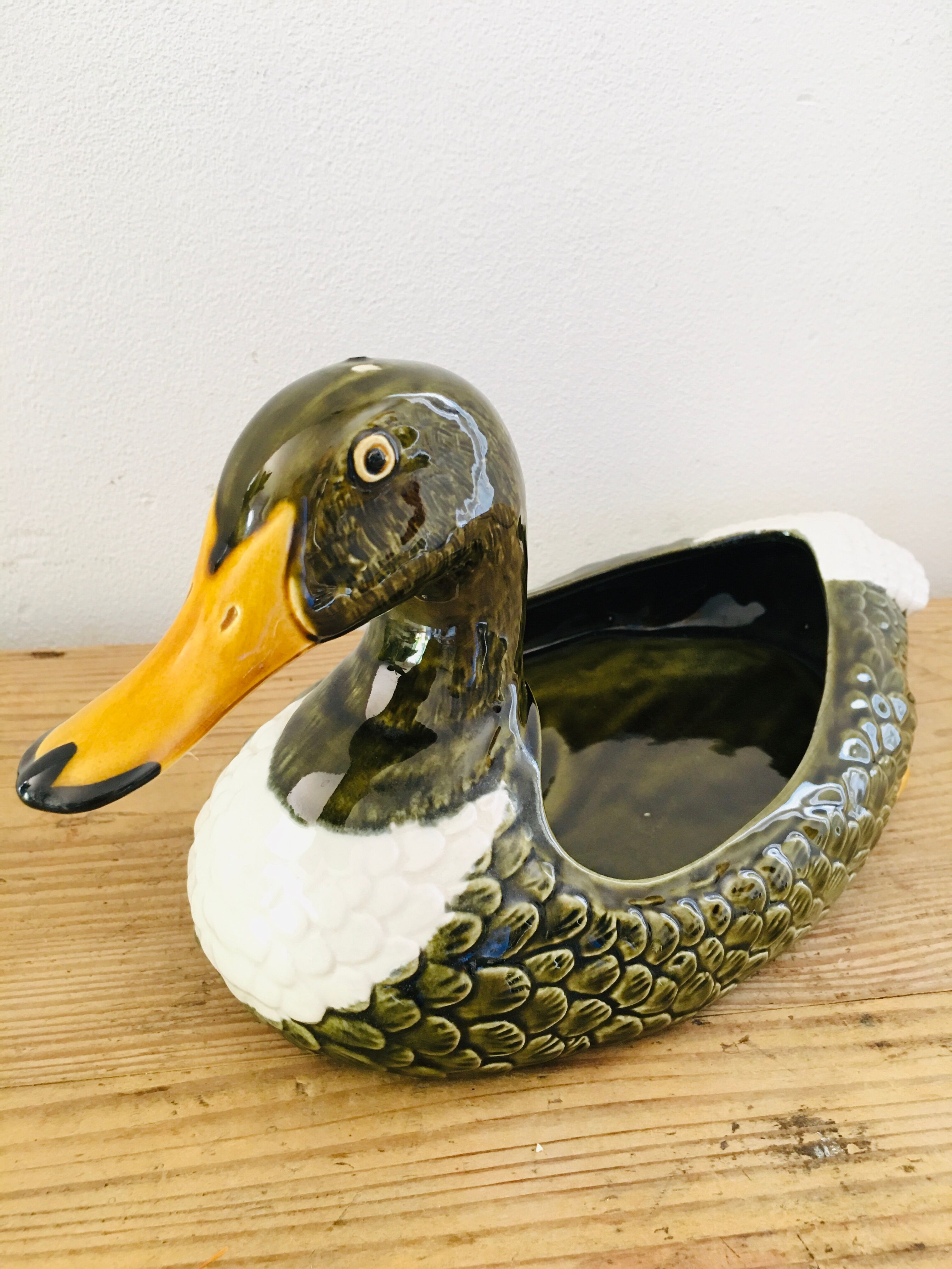 Empty pocket duck slurry