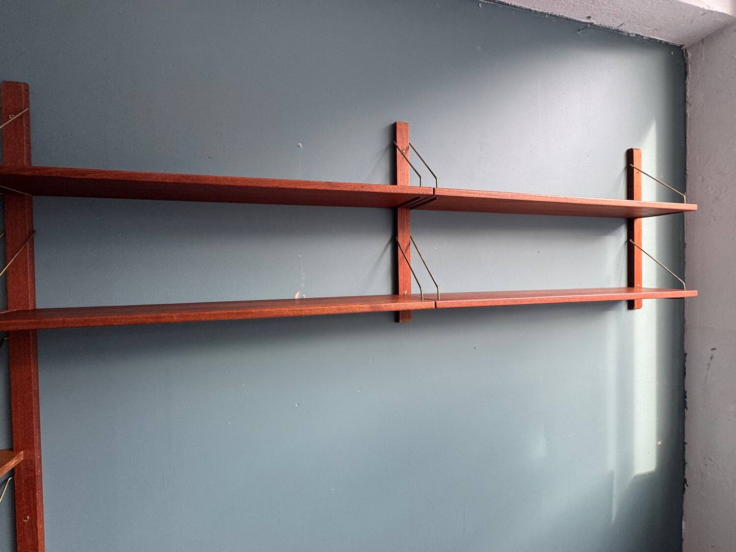 Unité murale modulaire en teck vintage scandinave “Veggen De Luxe”, Norvège