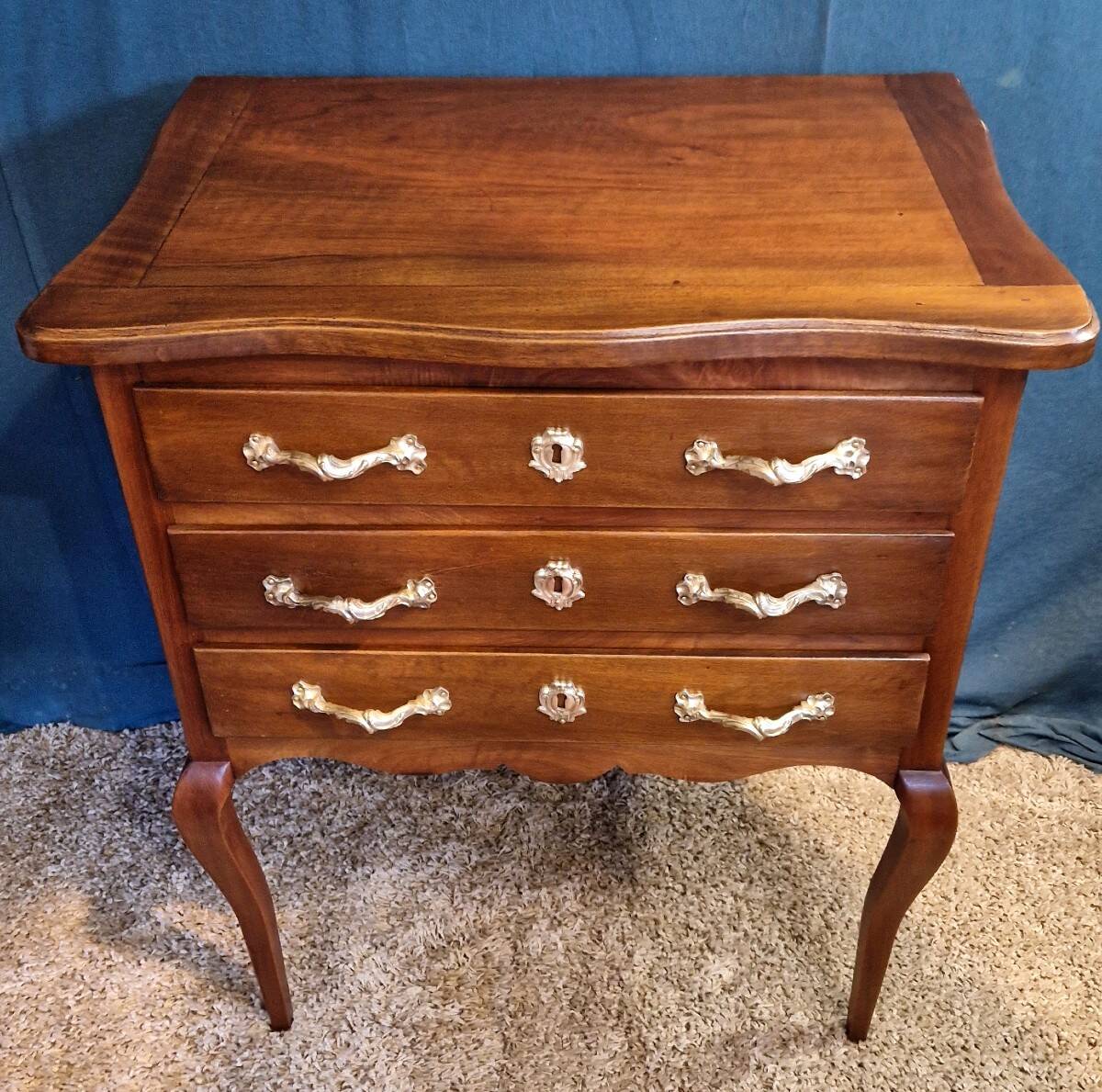 Walnut Sideboard in Louis XV Style, 20th Century