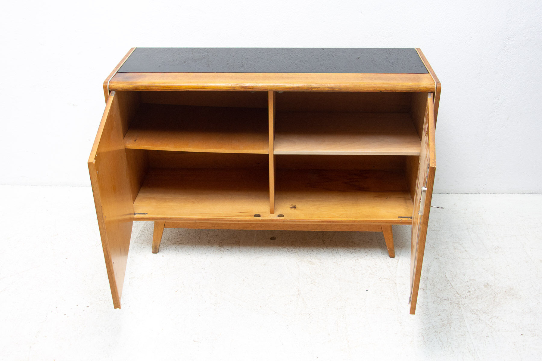 Dresser by Nepožitek & Landsman for Jitona, 1970´s