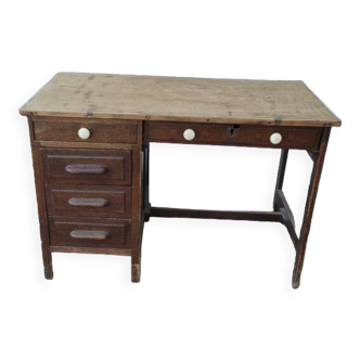 Children's desk