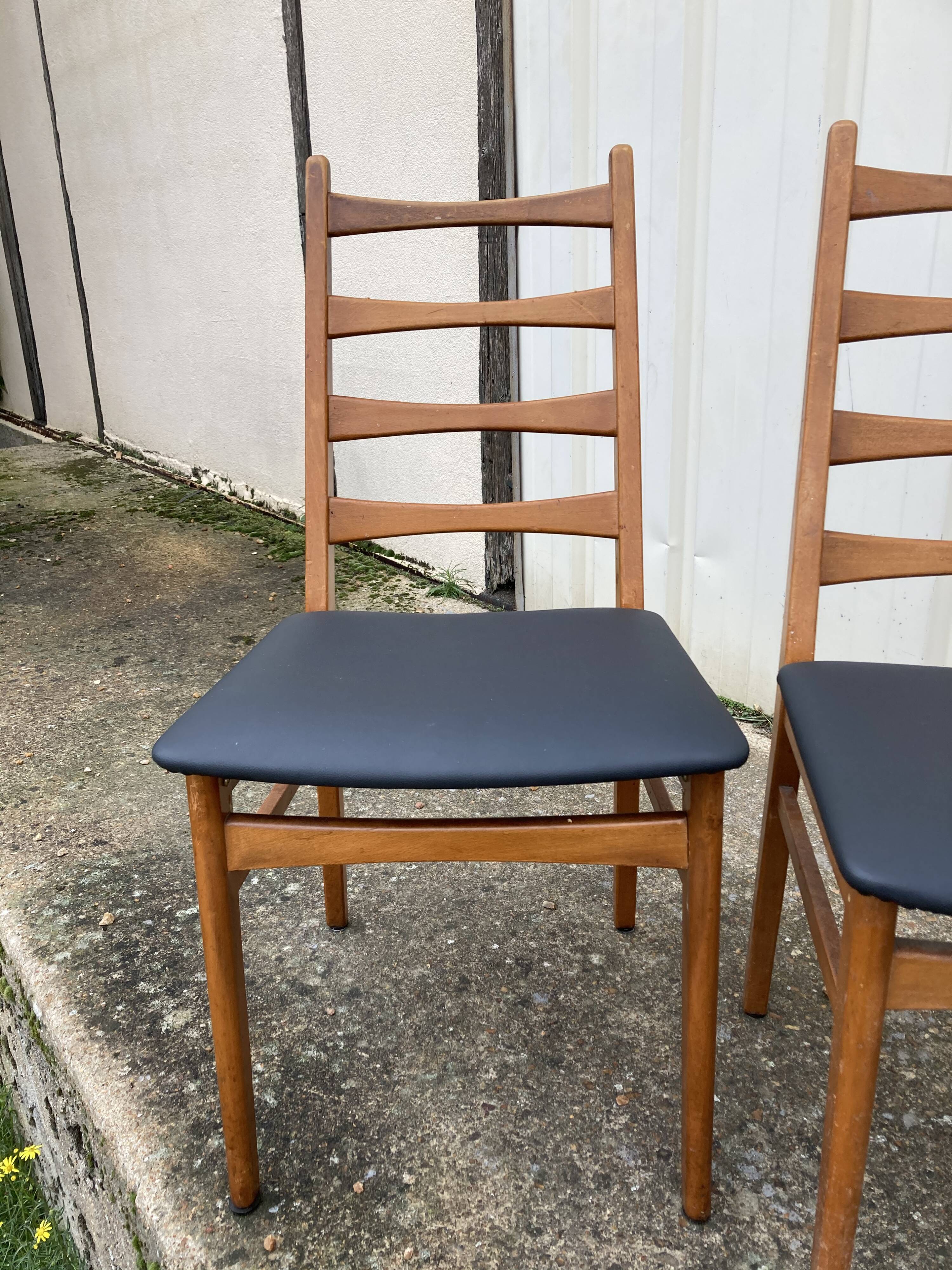 Set of 3 old scandinavian chairs, 60