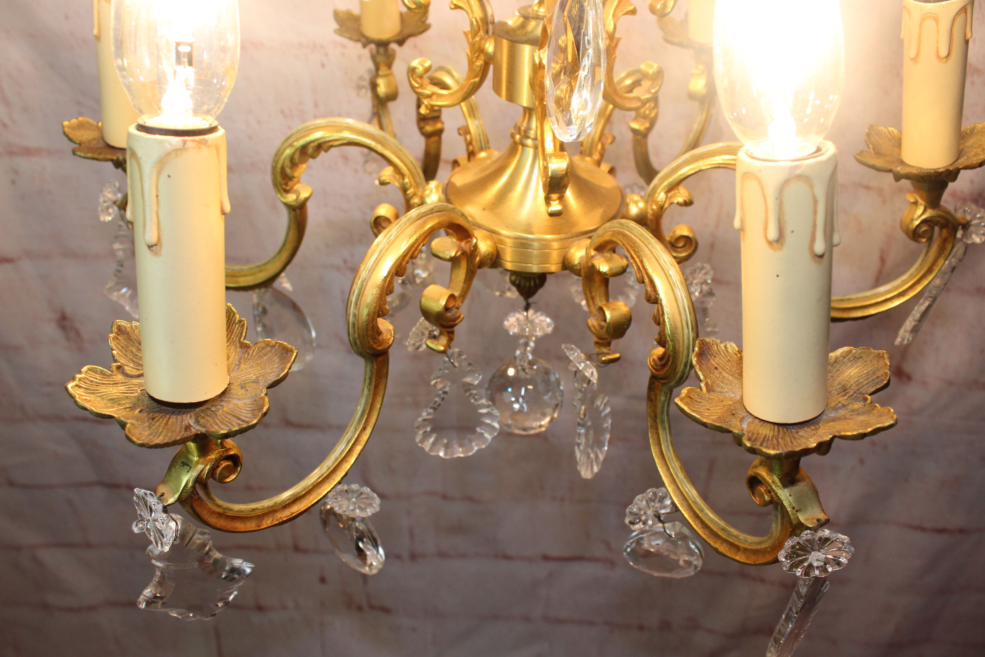 Bronze lusre and crystal grapevines