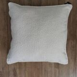 Coussin bouclette blanc cassé