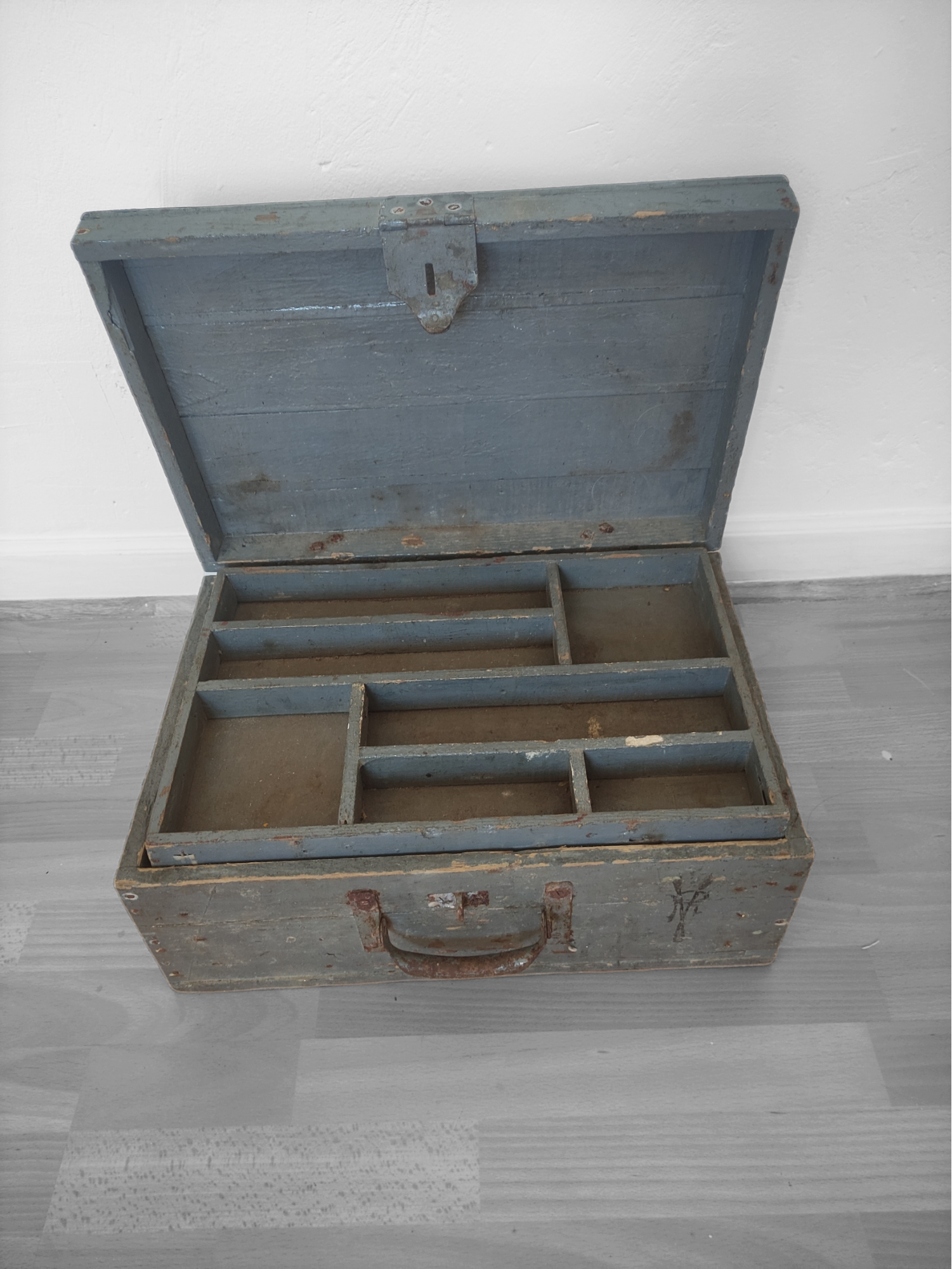 Caisse à outils en bois