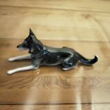 Chien en porcelaine 1932