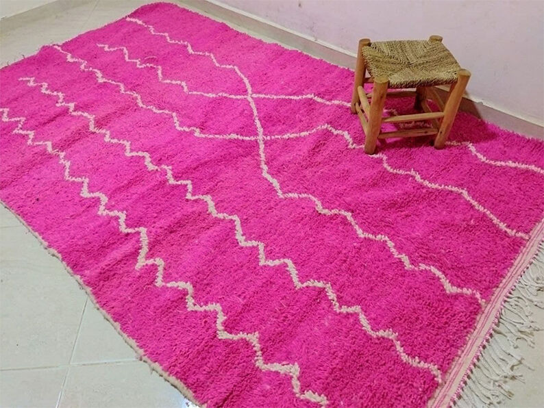 Berber carpet beni ouaraion pink 253x153 CM