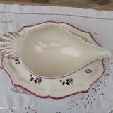 Gravy boat on frame Gien France Lorraine model