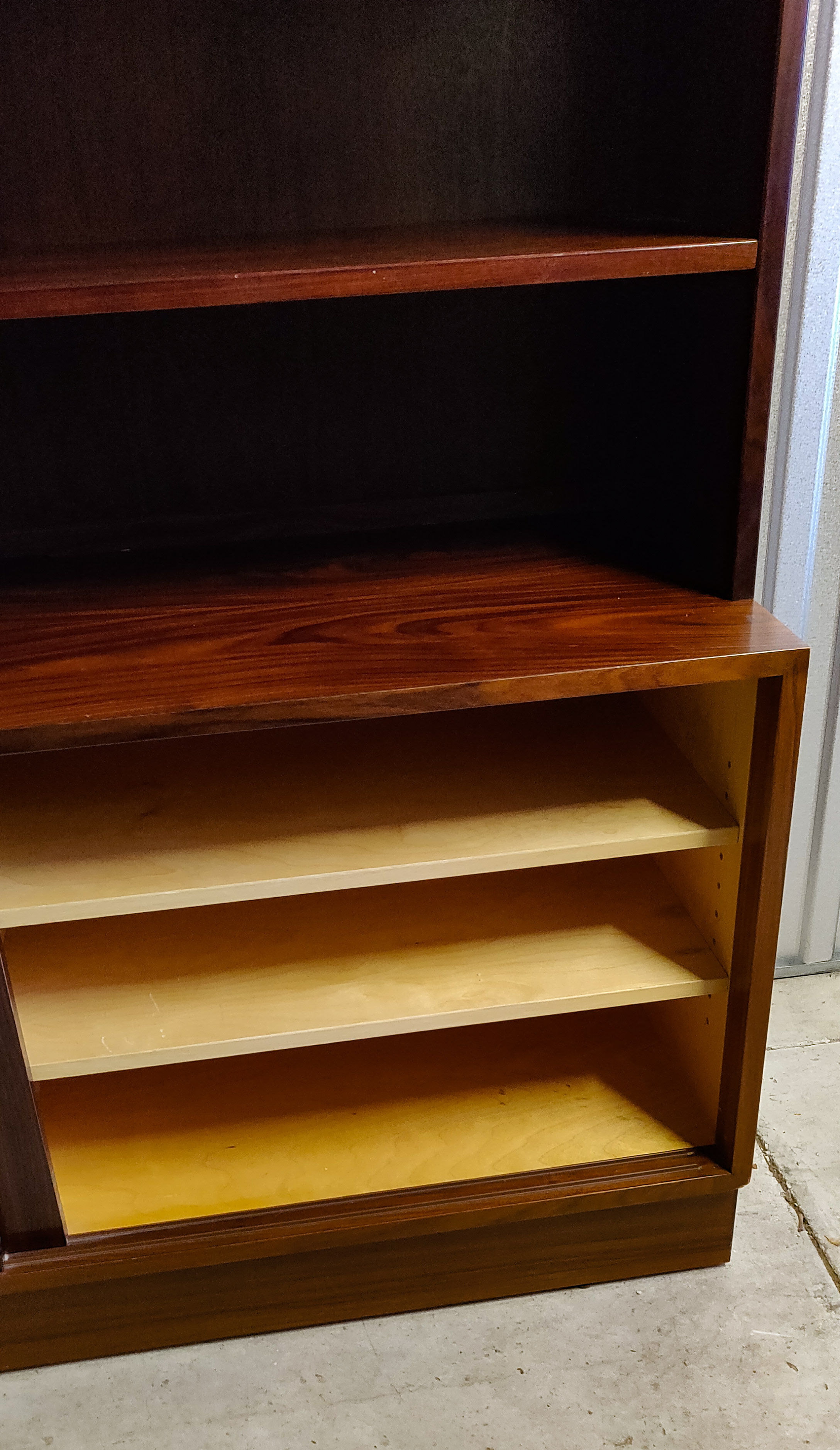Designer bookcase Poul Hundevad 1960 Denmark mahogany