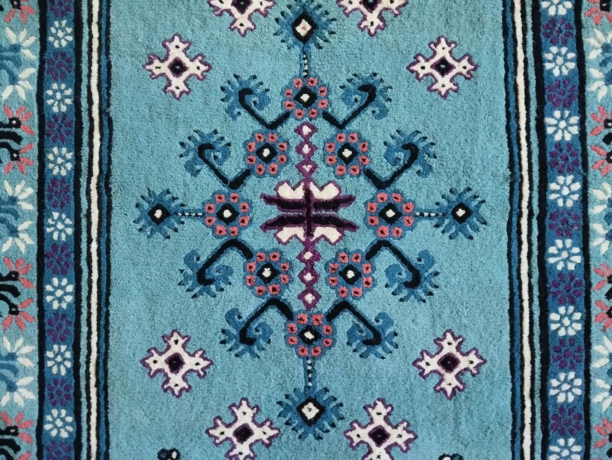 Handmade Kairouan Berber rug 188x103cm