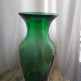 Vase en verre soufflé, vert bouteille