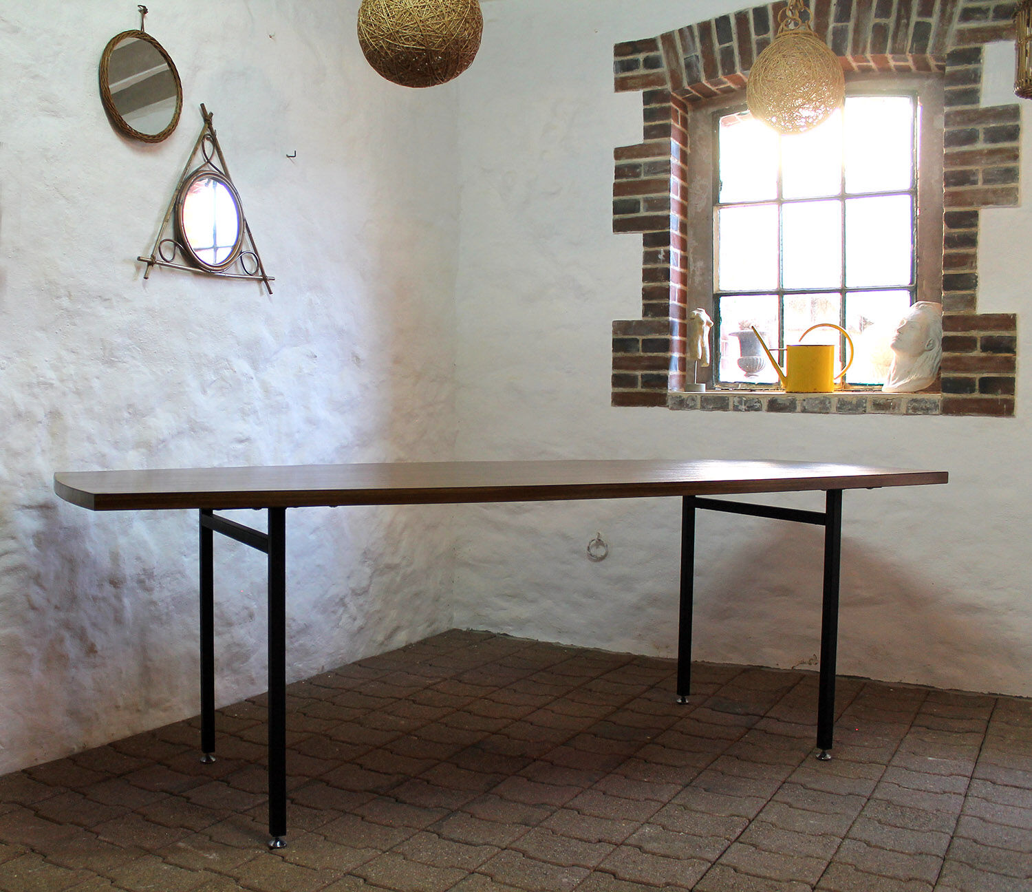 Grande table ovale vintage années 60