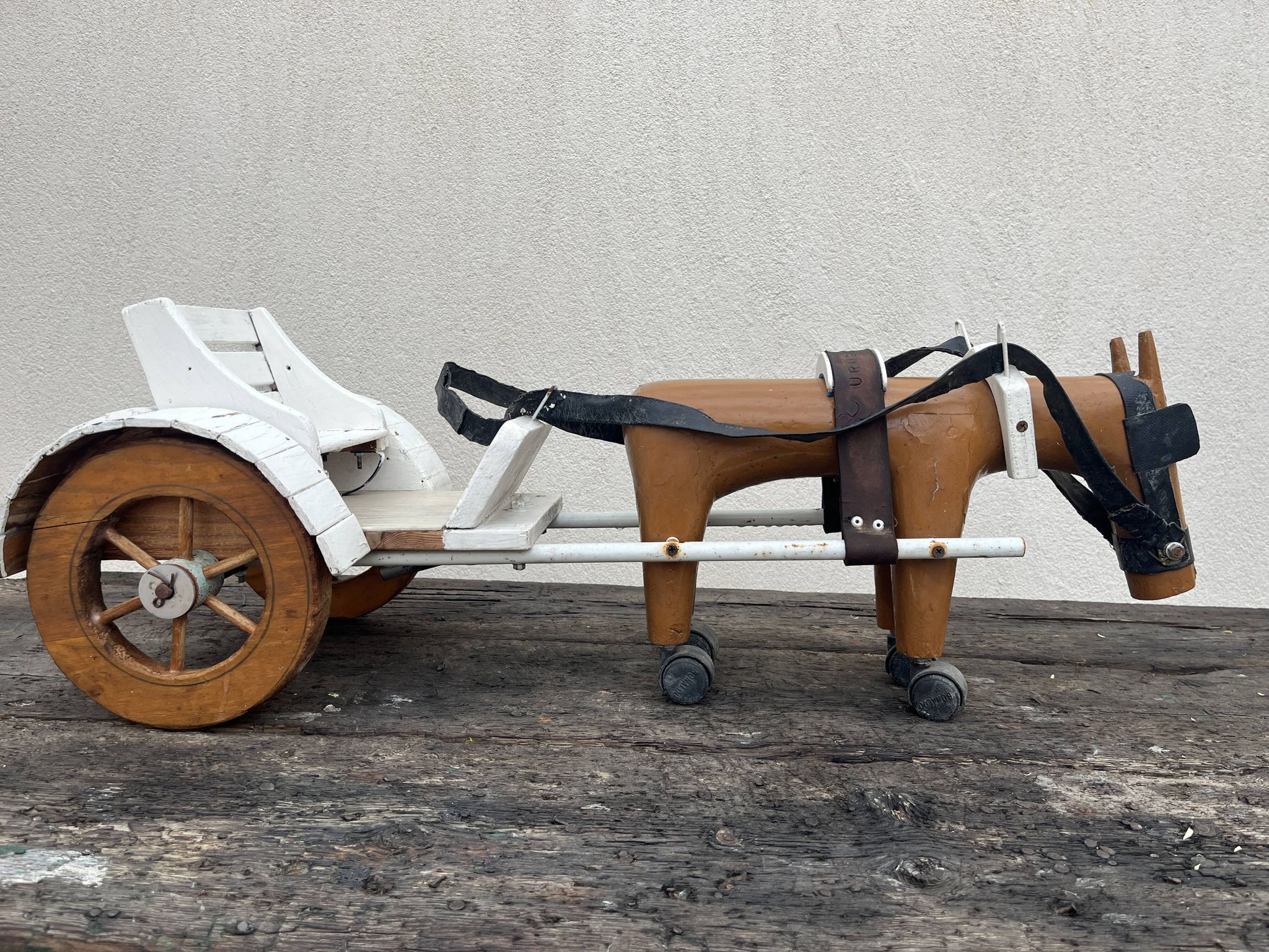 jouet cariole avec cheval en bois années 60