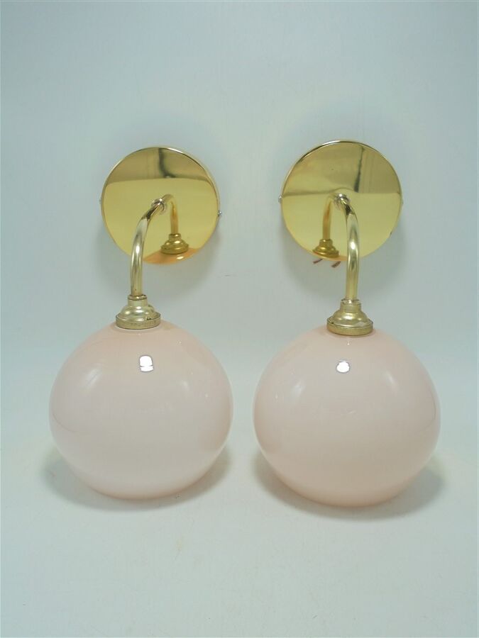Pair of wall sconces