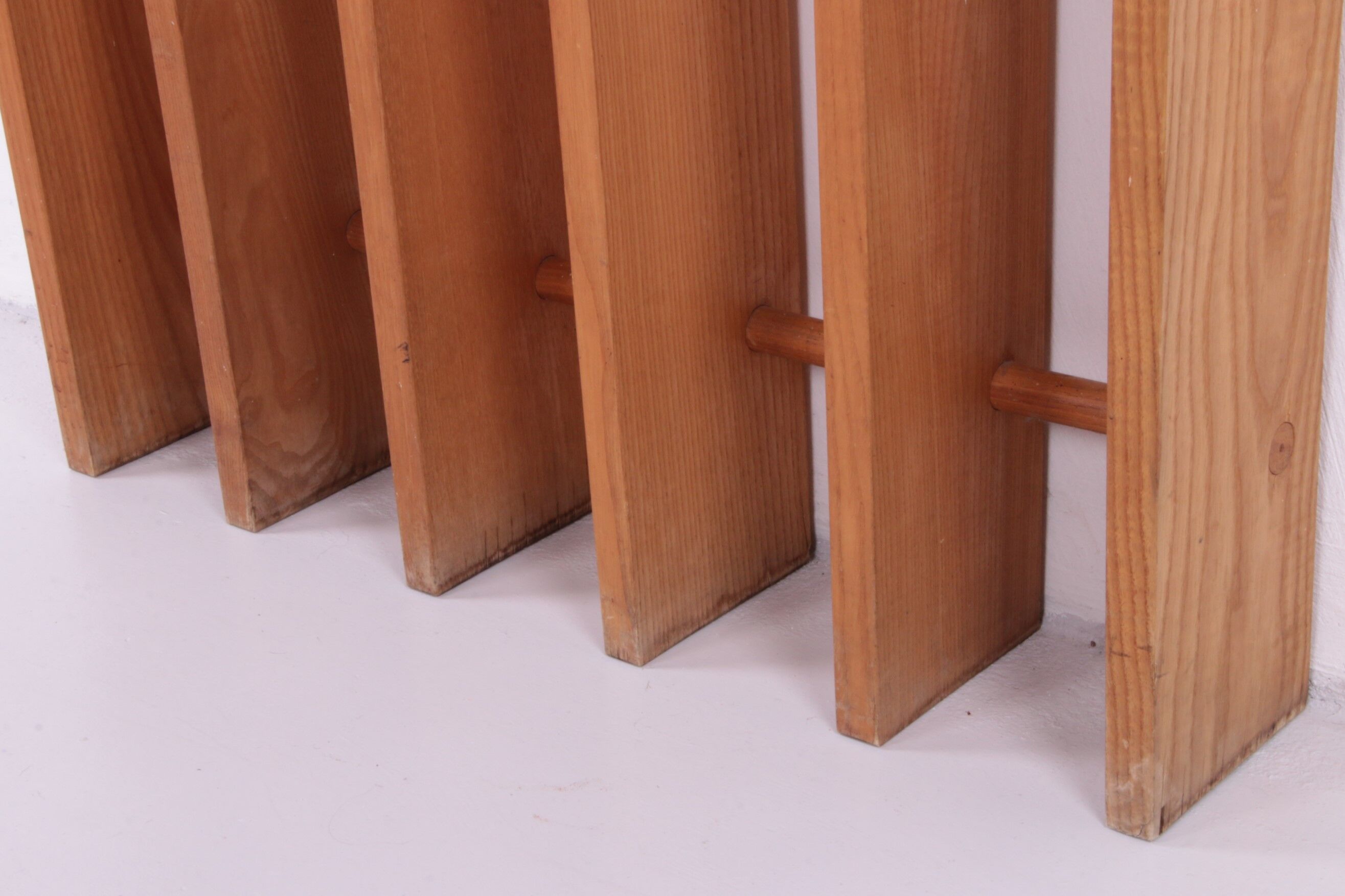 Porte-manteau Arspect-Spectrum édition rare 1970 Essen bois Pays-Bas