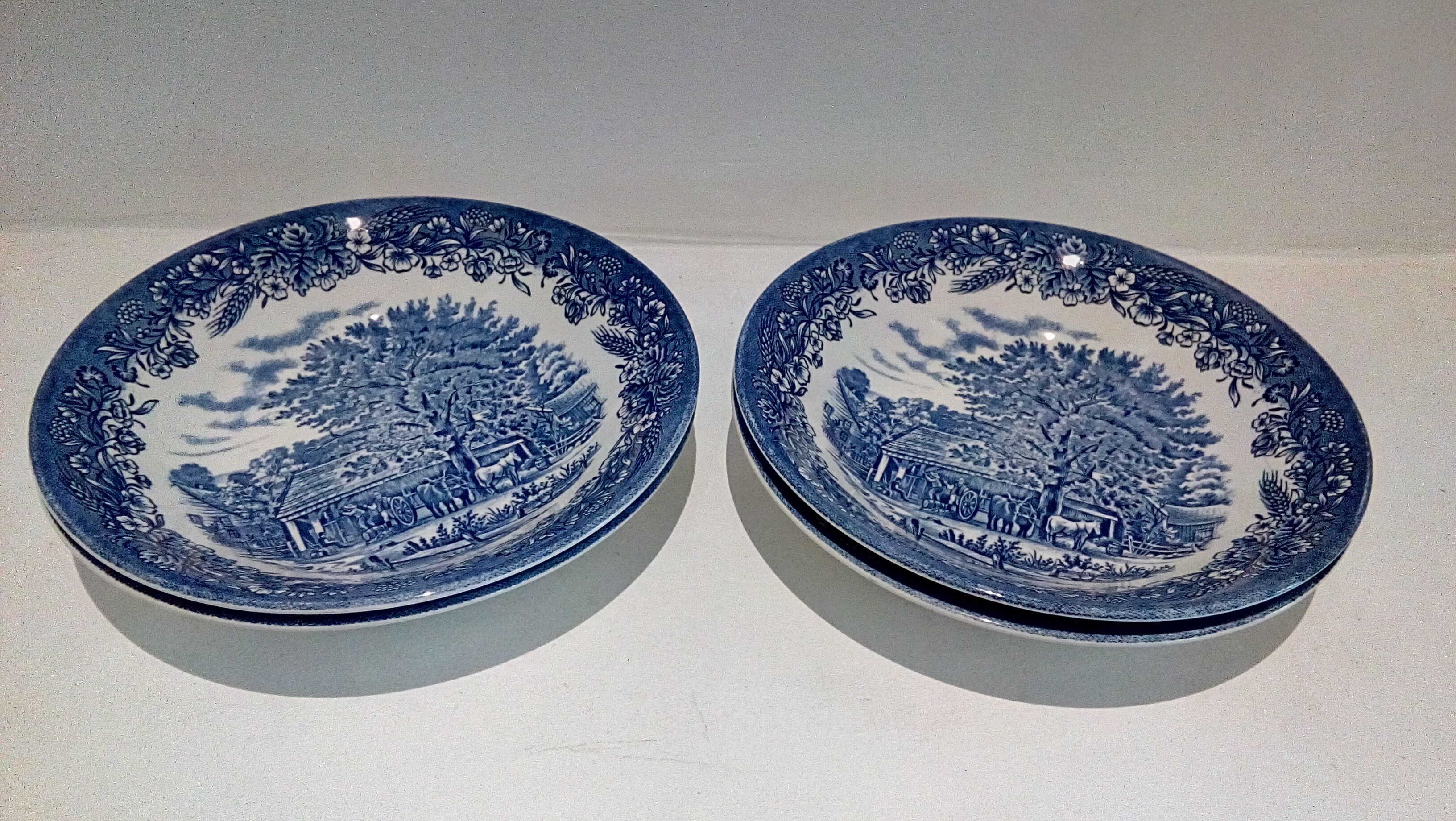 Set of 4 Churchill hollow plates