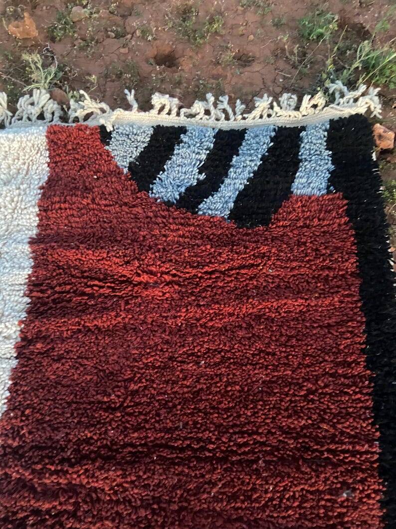 Handmade Moroccan Rug 250cm x 150cm