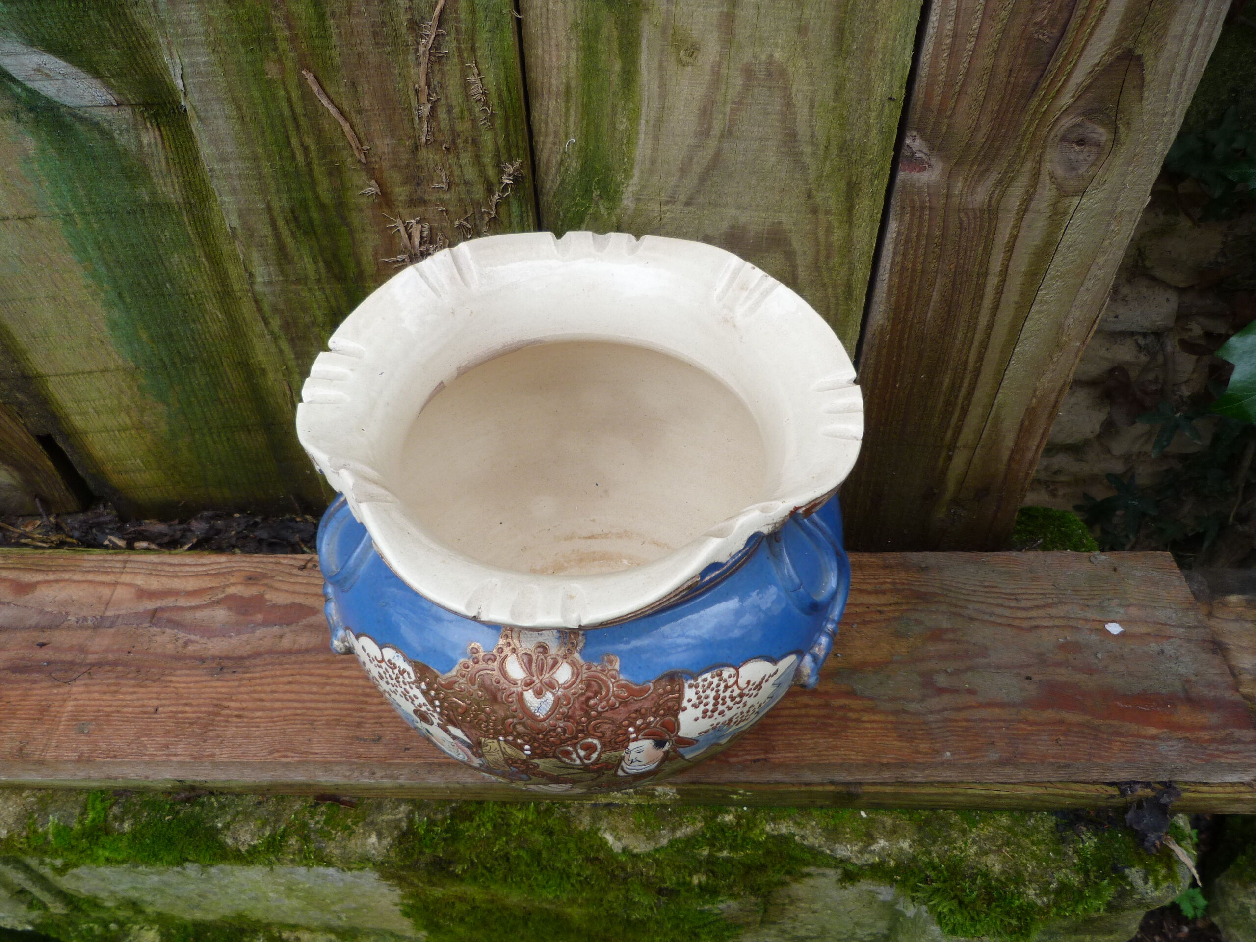 Japan vase satsuma enamelled pottery