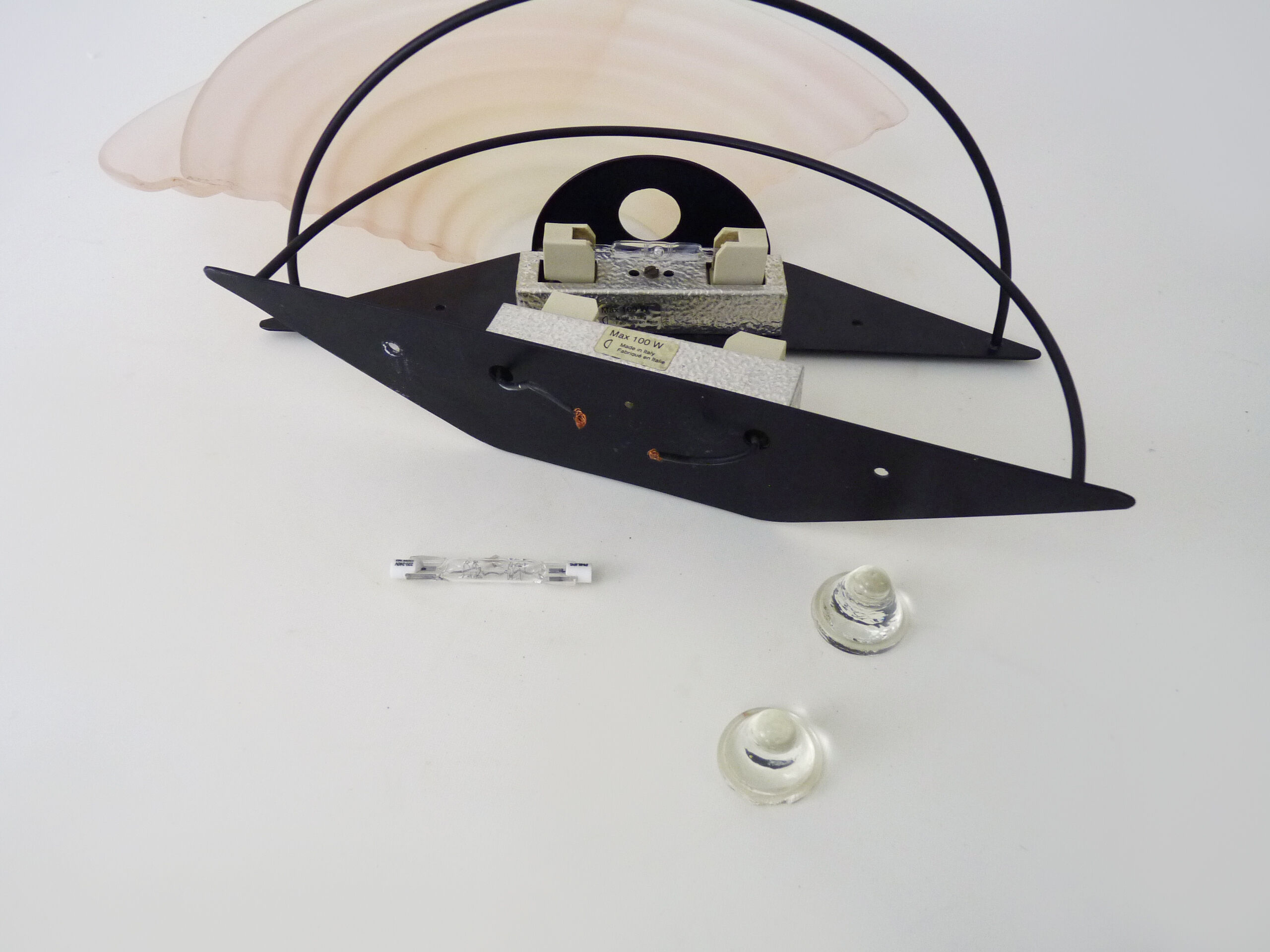 Pair of vintage italian design wall lights in metal and pink frosted glass. year 80