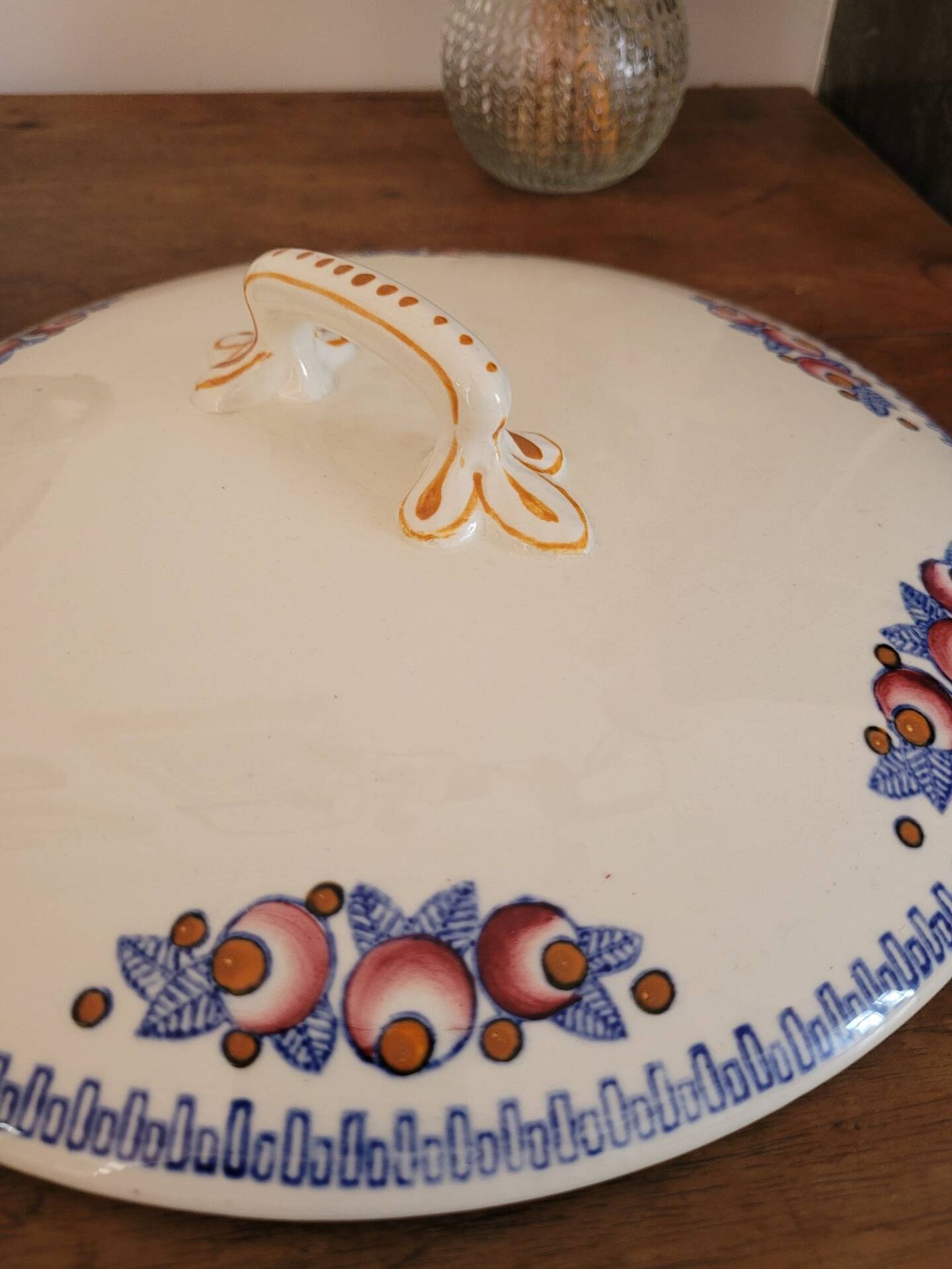 Fontenay soup tureen from Longwy