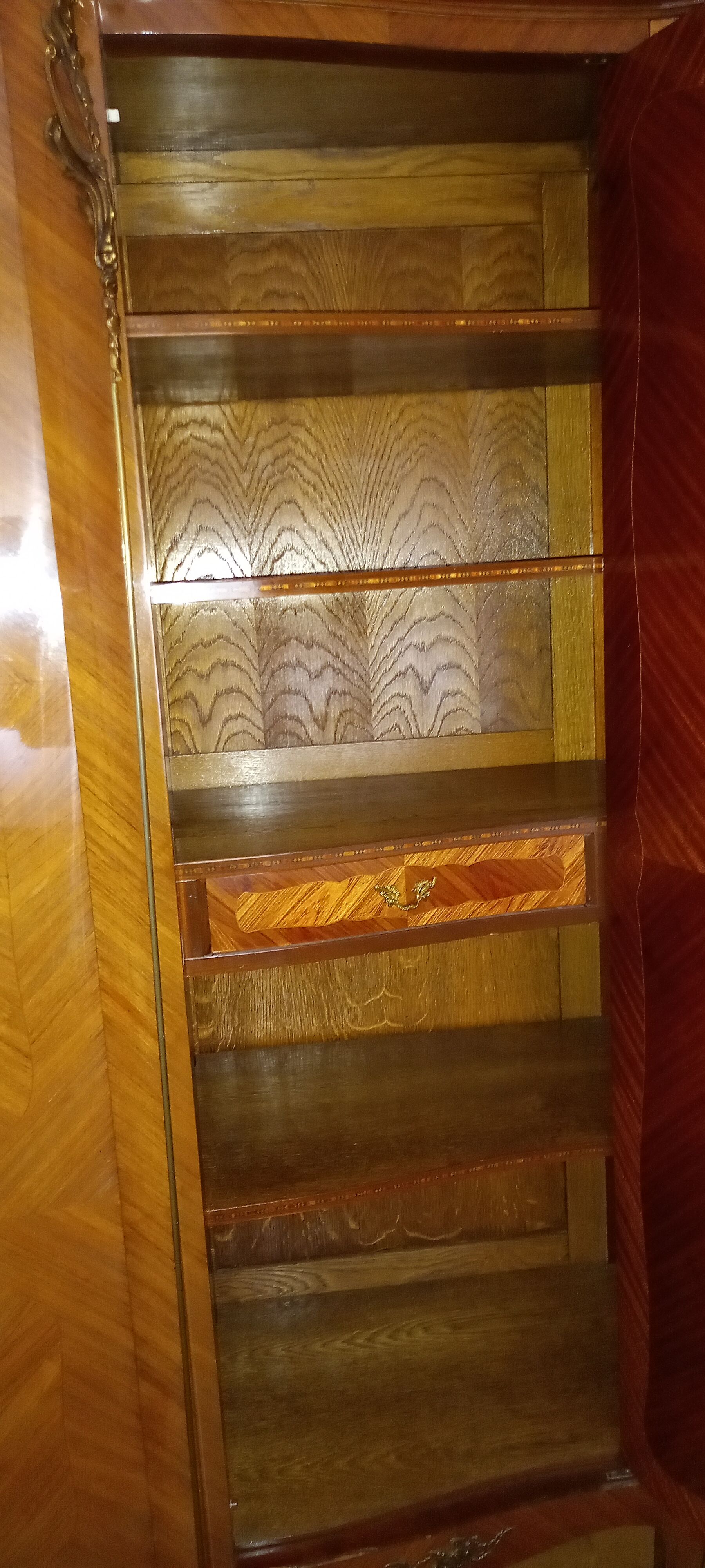 Rosewood cabinet