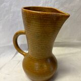 Pitcher digoin