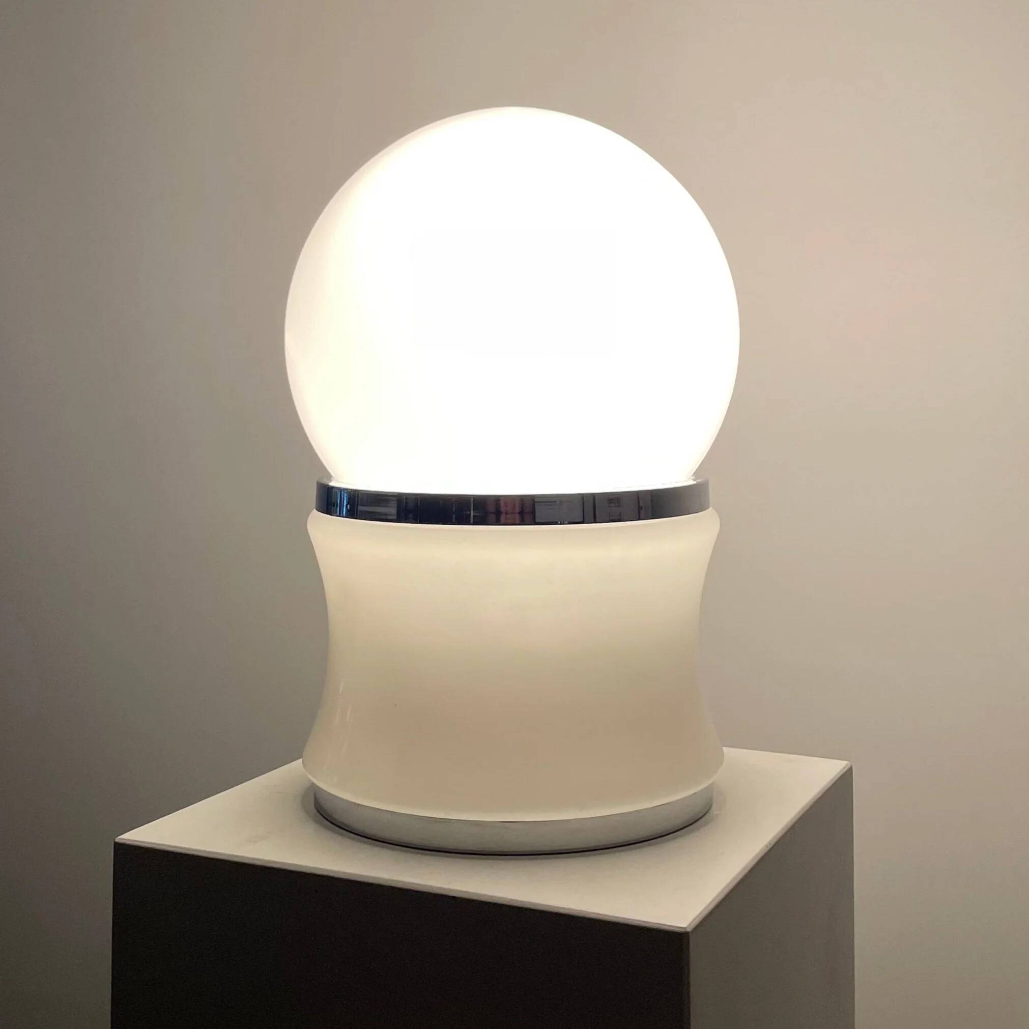 Lampe de table en verre et chrome par Goffredo Reggiani 1960
