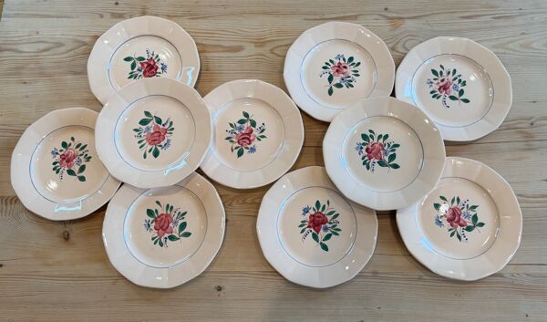 Lot de 10 assiettes peintes à la main - Sarreguemines