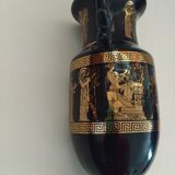 Petit vase noir et or