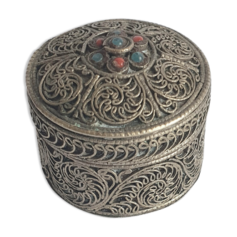 Old box threaded decoration XXth india Bo1