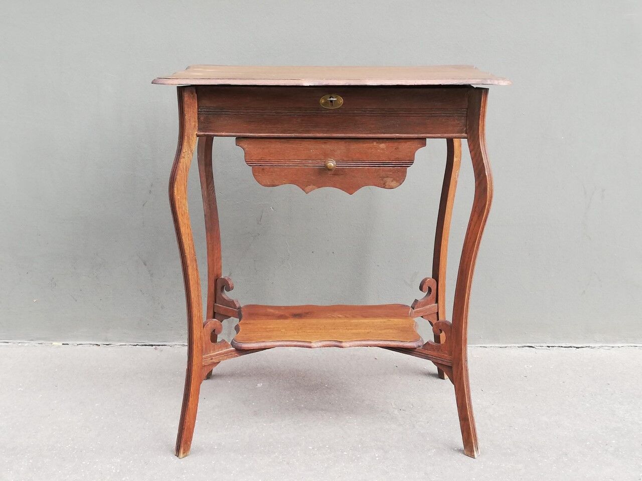 Oak dressing table 1900 Art Nouveau