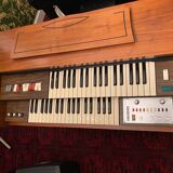 Farfisa electronic organ