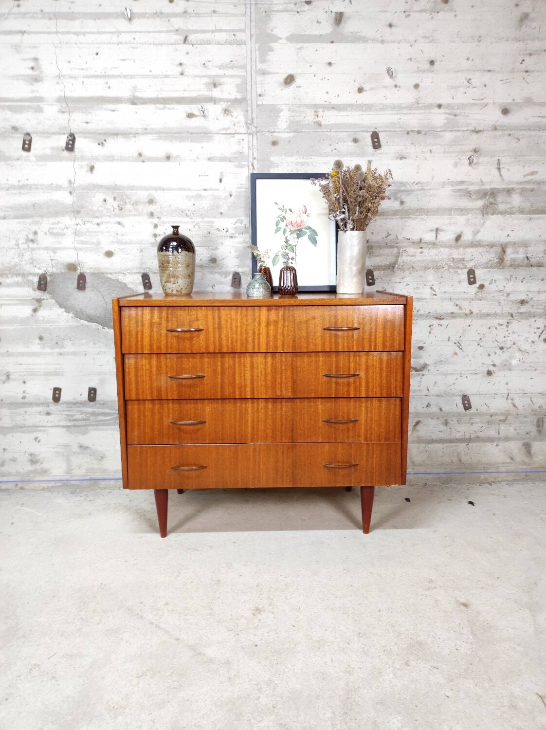 Commode vintage