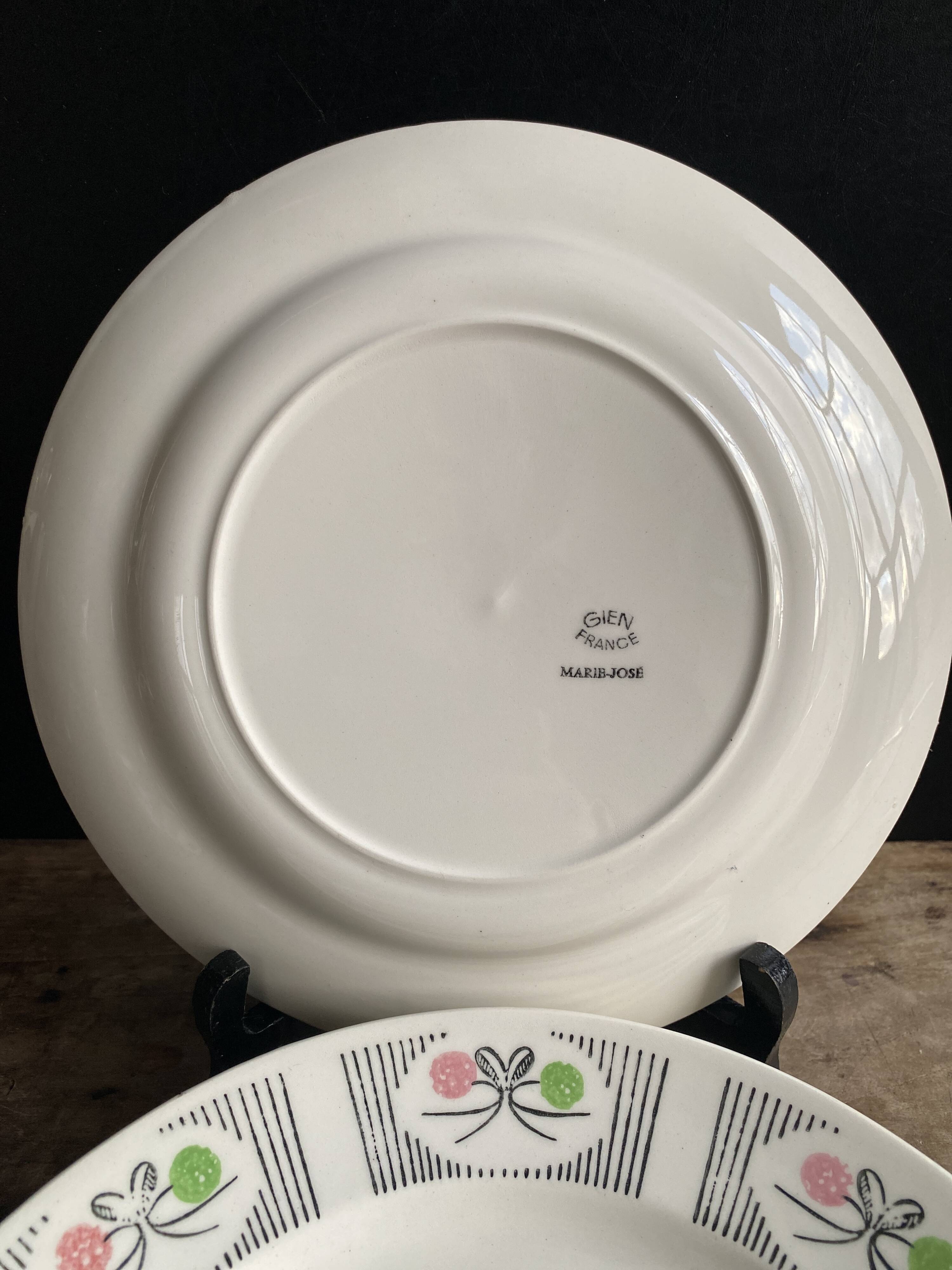 Set of 6 vintage plates Gien France - Model Marie-José