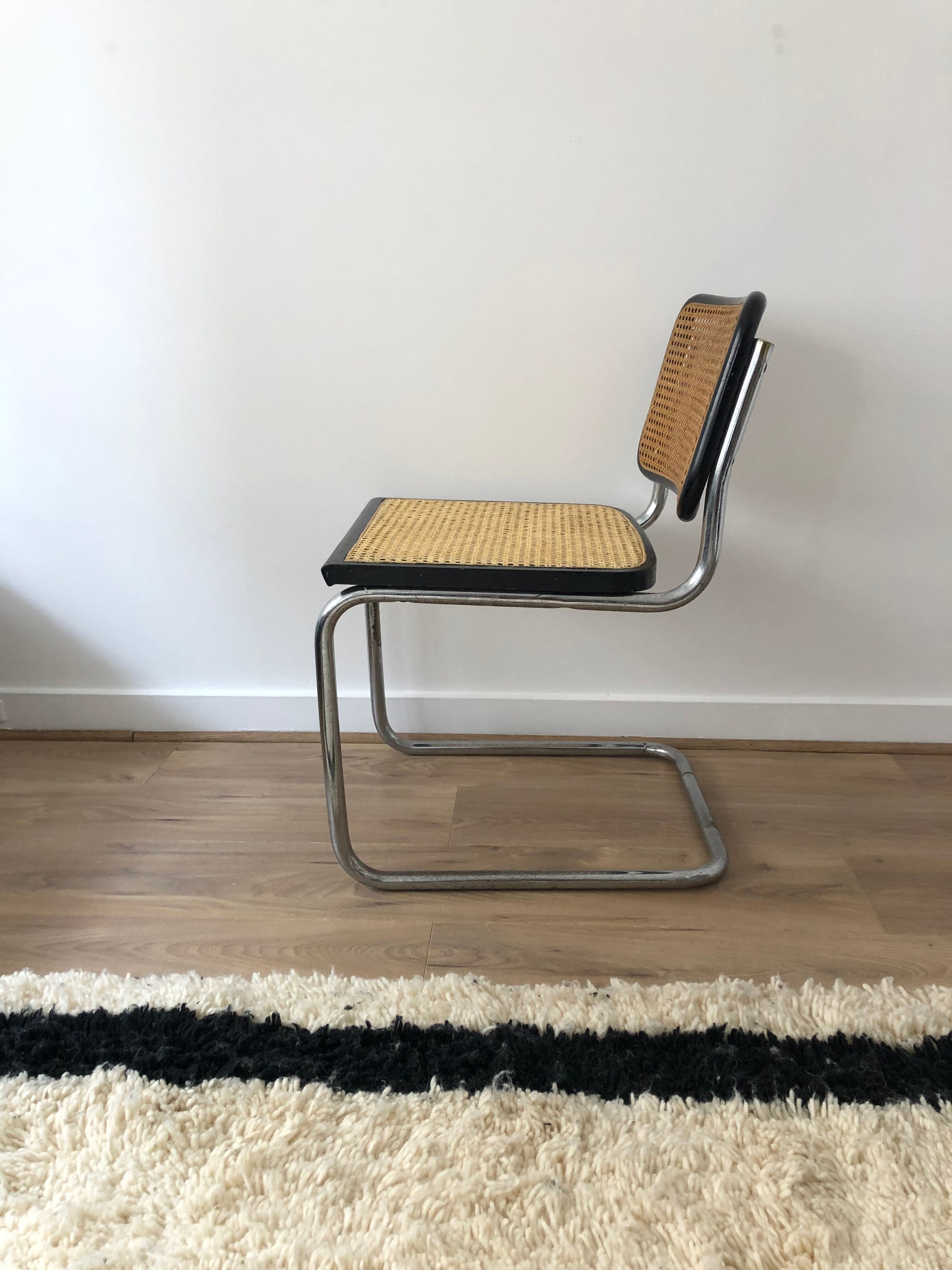 Marcel Breuer Cesca B32 black chair